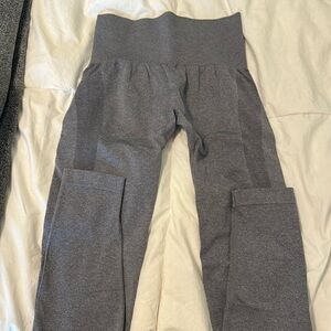 NVGTN leggings in grey